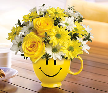 Teleflora's Be Happy Bouquet with Roses